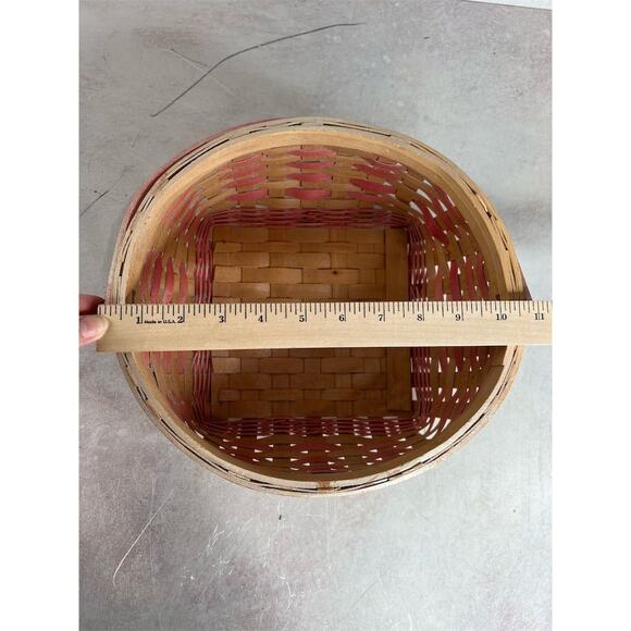 Vintage Pink and wood Woven Basket with Handle 9”x9” Round - Picture 10 of 11